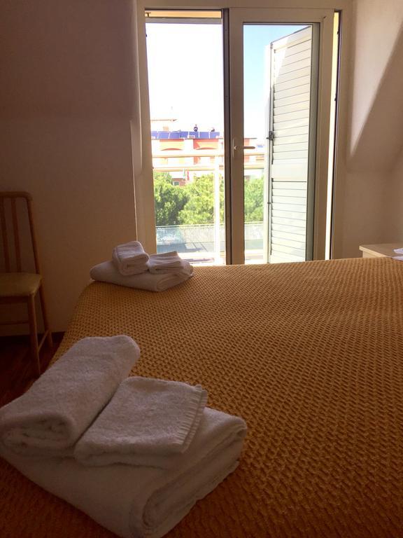 Hotel Bamar Pinarella Dış mekan fotoğraf