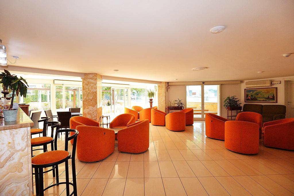 Hotel Bamar Pinarella Dış mekan fotoğraf