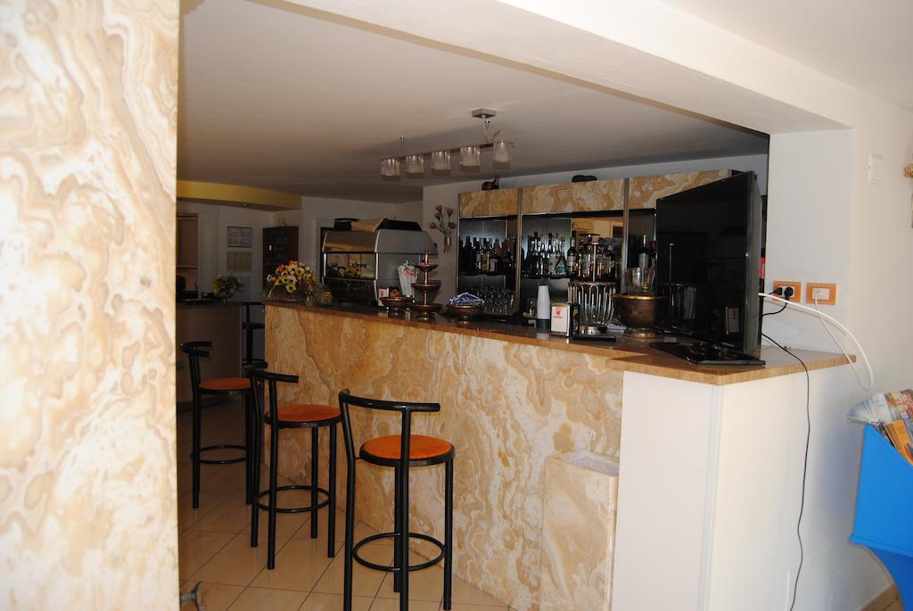 Hotel Bamar Pinarella Dış mekan fotoğraf